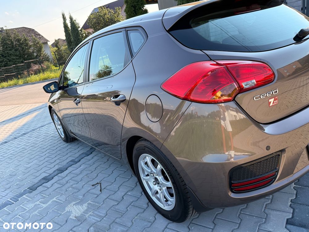 Kia Ceed 1.4 Business Line - 18