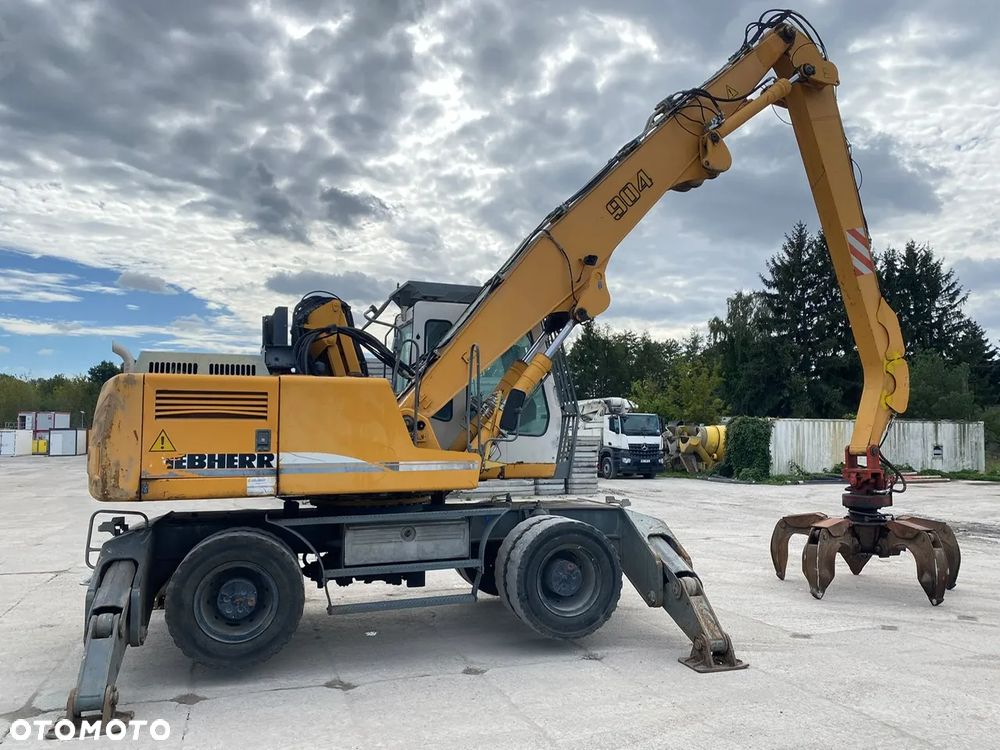 Liebherr A 904 Przeładunkowa z Chwytakiem do Śmieci / Złomu - 10