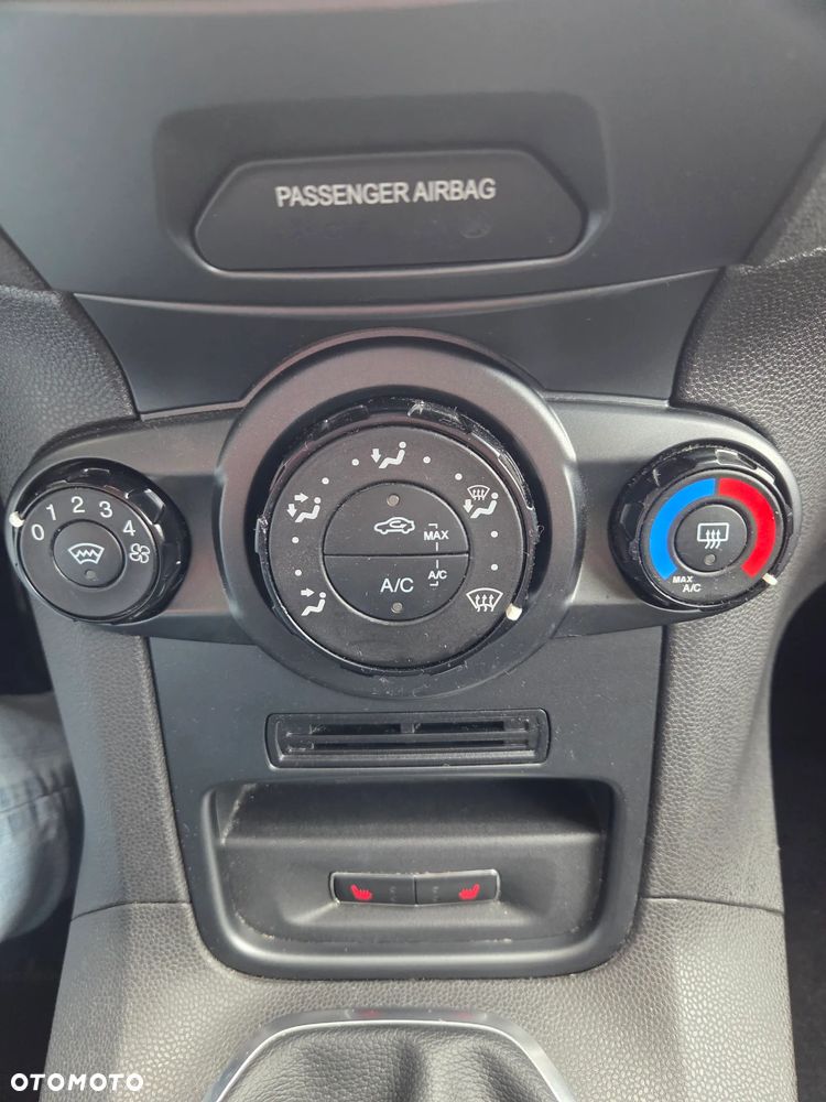 Ford Fiesta 1.25 Titanium - 19