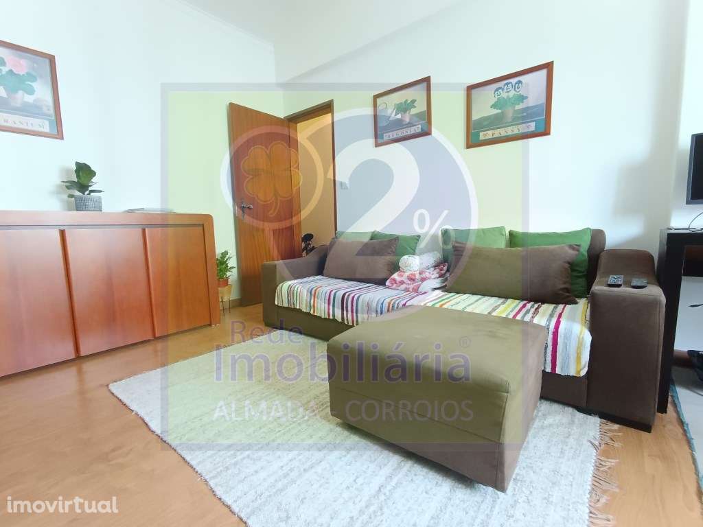 Apartamento T2, Bem localizado - Grande imagem: 3/12