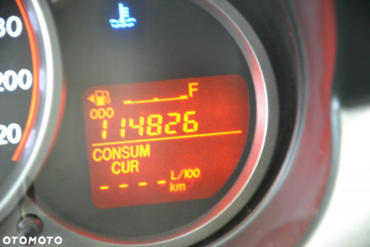 Mazda 2 - 17