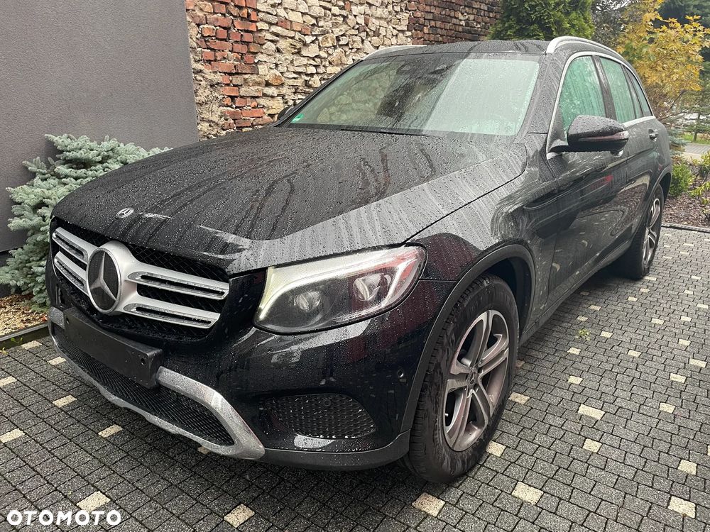 Mercedes-Benz GLC 250 d 4Matic 9G-TRONIC Exclusive - 3