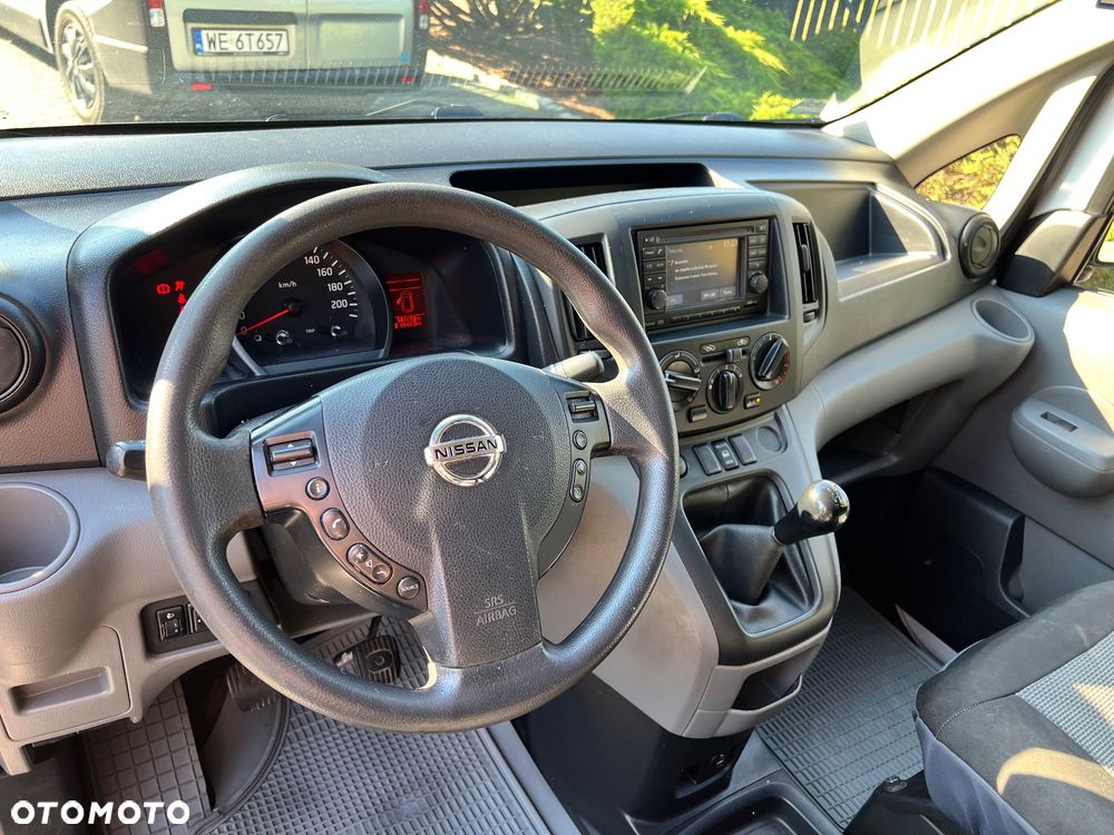 Nissan NV200 - 4