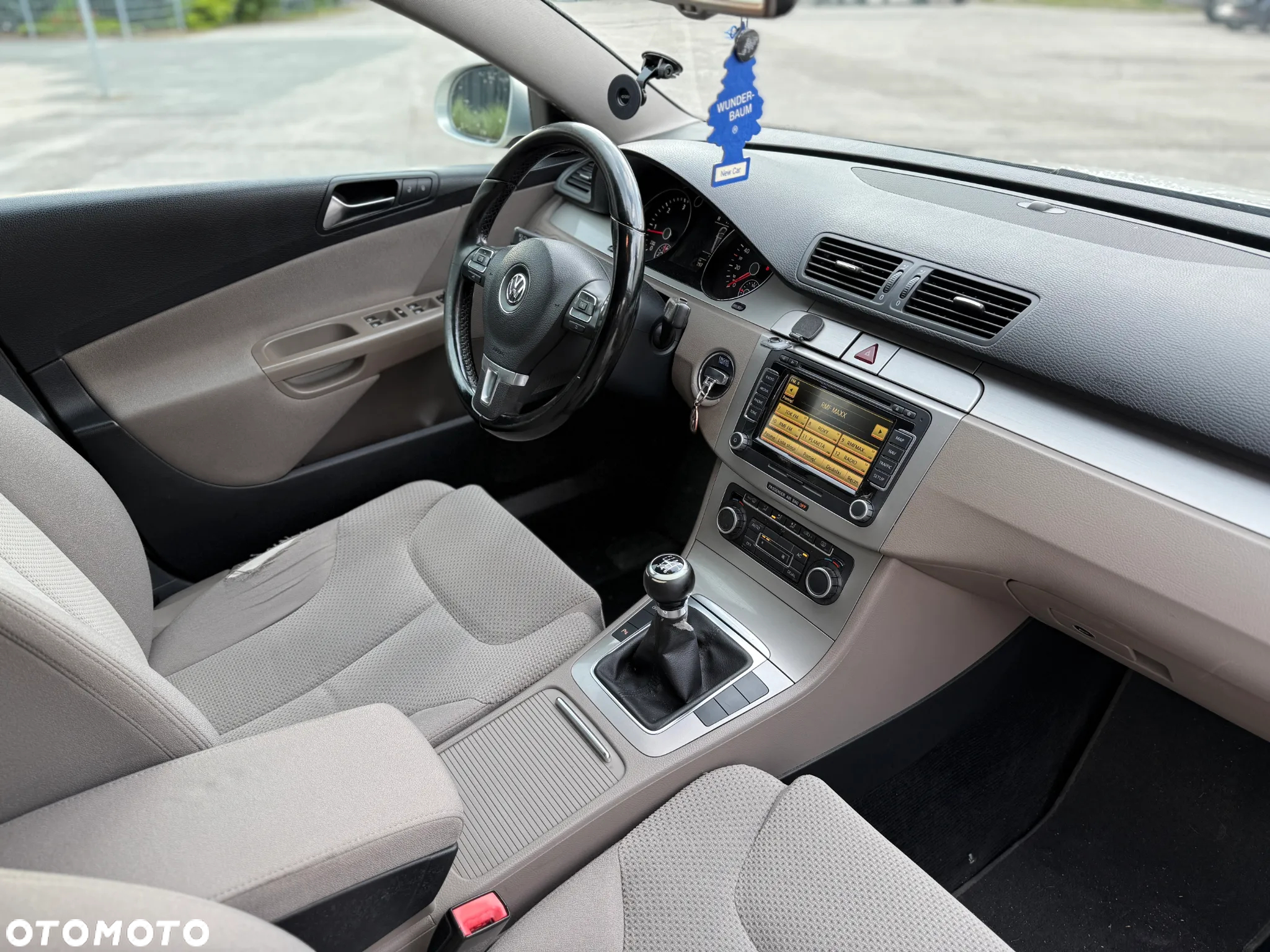 Volkswagen Passat 2.0 TDI DPF Comfortline - 12