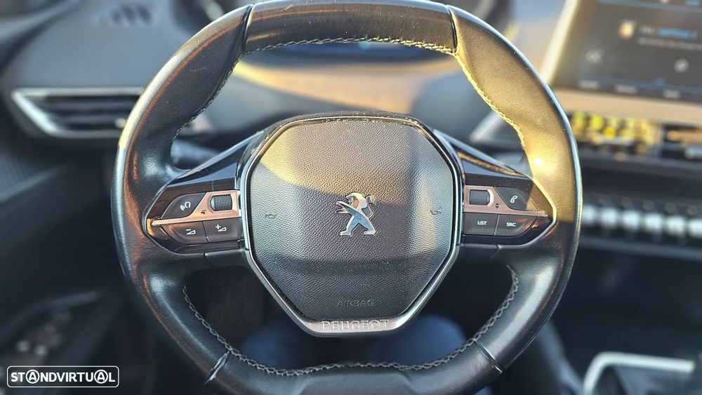 Peugeot 5008 1.5 BlueHDi Allure - 10