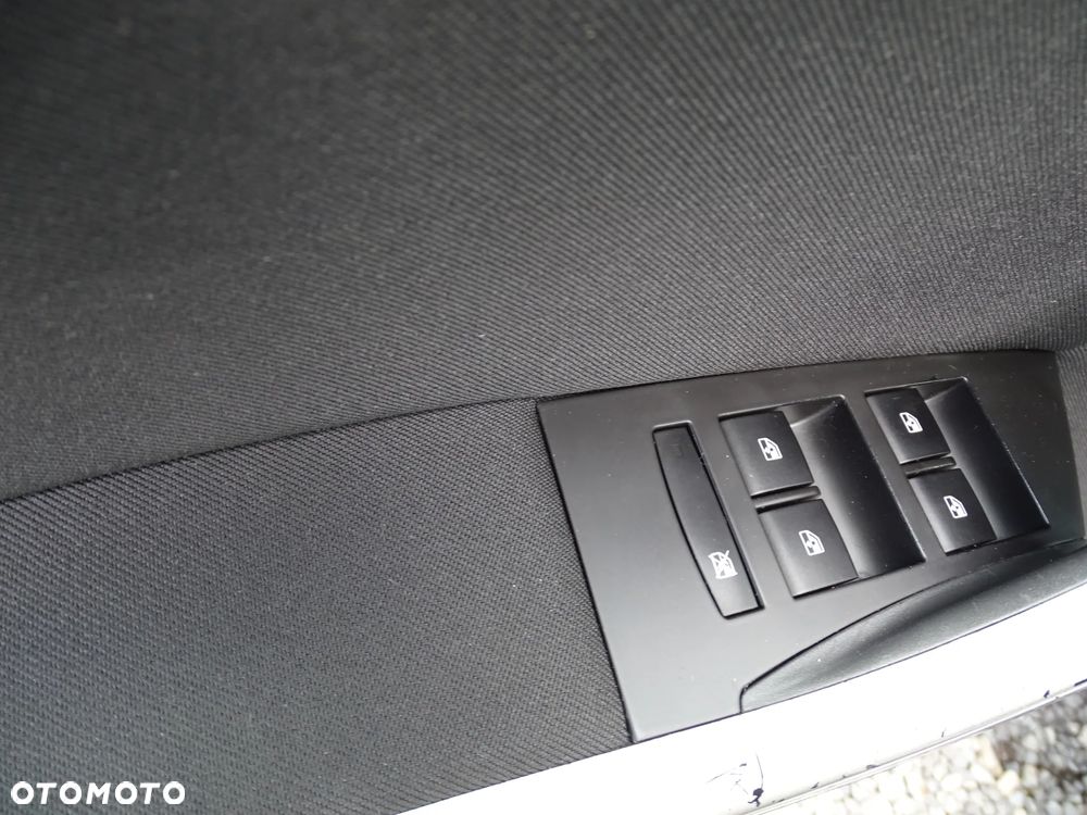 Opel Astra 1.4 Turbo Active - 29