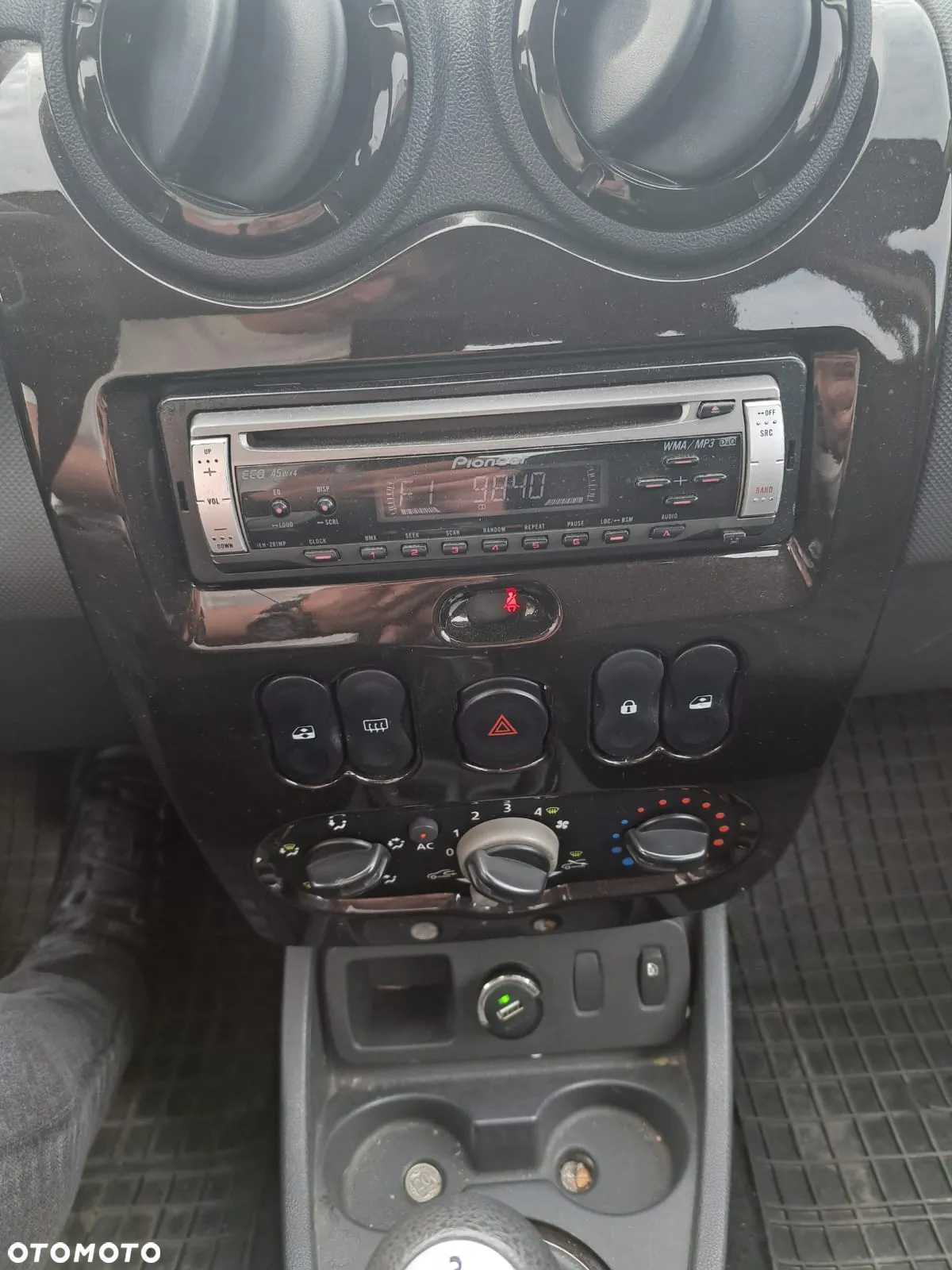 Dacia Duster 1.6 Ambiance - 12