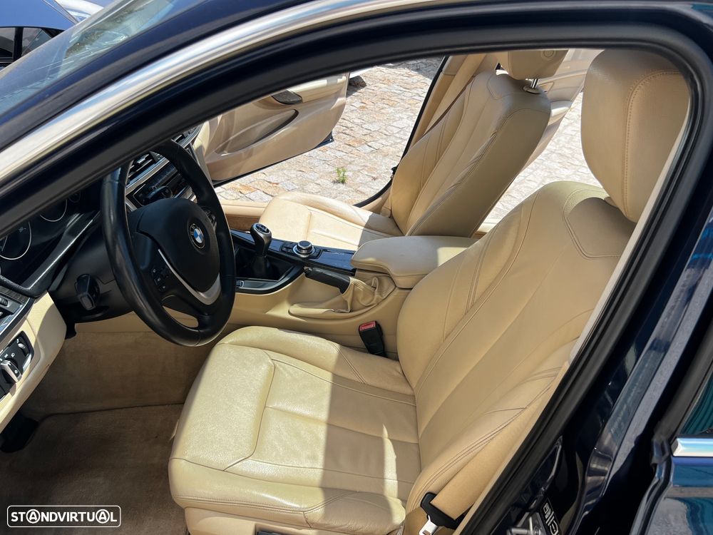 BMW 320 d Line Luxury - 17