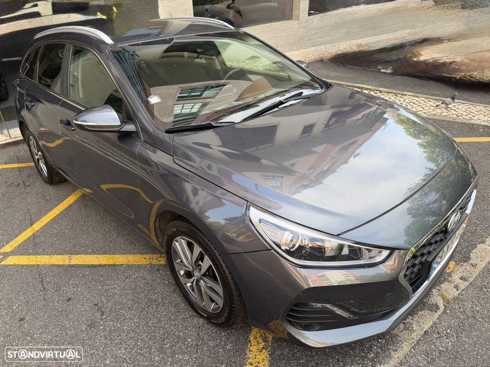 Hyundai i30 SW 1.6 CRDi Style+Navi - 3