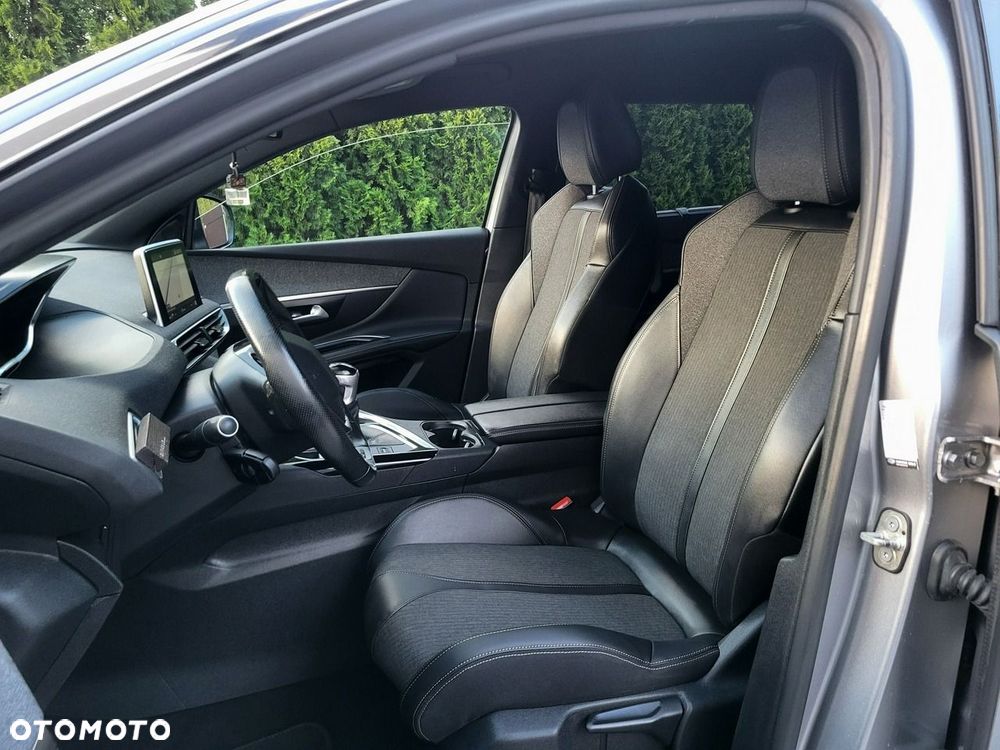 Peugeot 5008 - 16