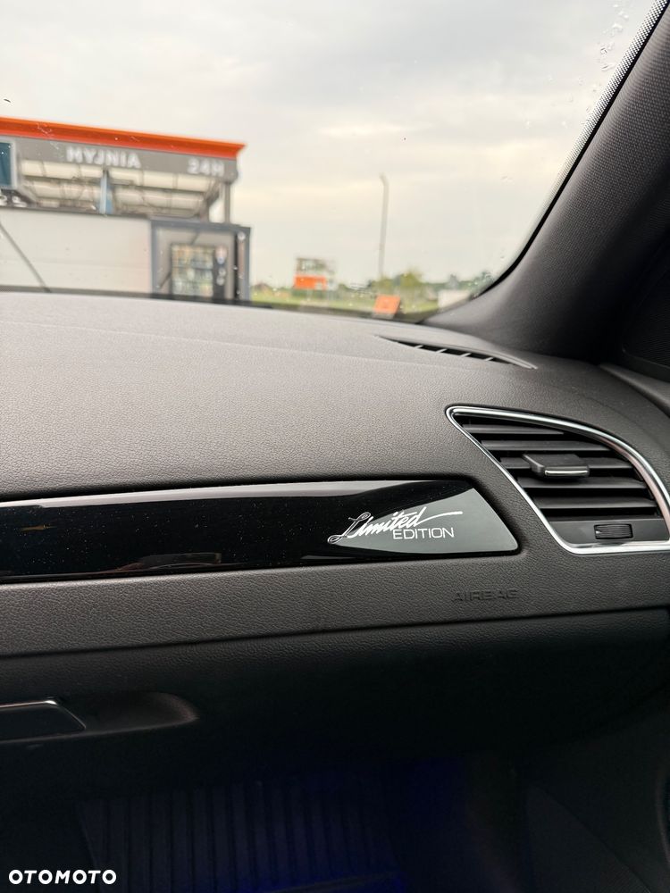 Audi A4 Limousine - 11