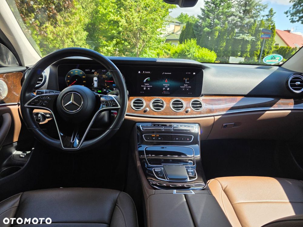 Mercedes-Benz Klasa E 350e 9G-TRONIC Exclusive - 14