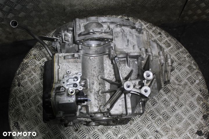 SKRZYNIA AUTOMAT CLA 200 C117 W117 1.6 724002 - 5