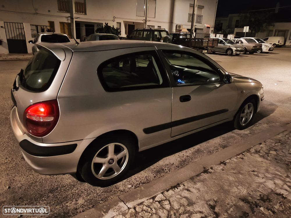 Nissan Almera 2.2 Di Elegance - 4