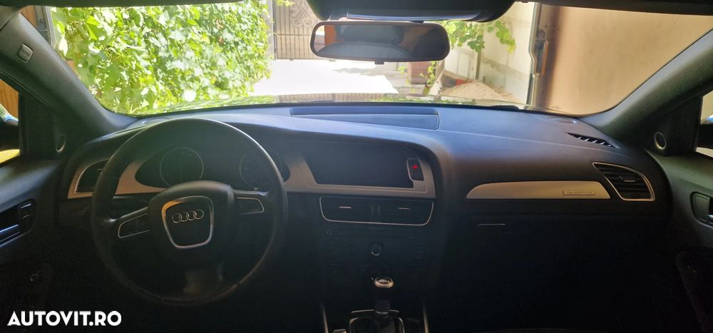 Audi A4 2.0 TFSI quattro - 9