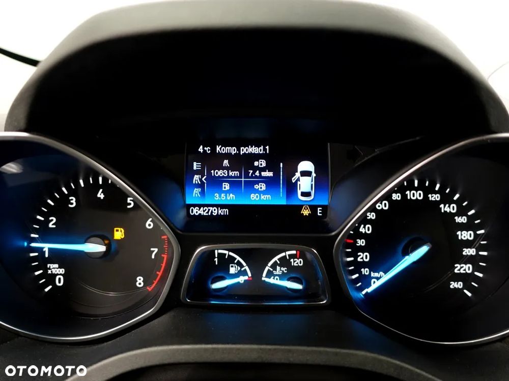 Ford Kuga 1.5 EcoBoost FWD Titanium - 19