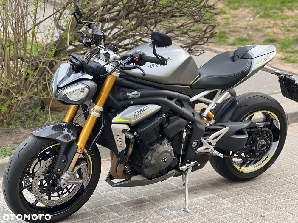 Triumph Speed Triple - 2