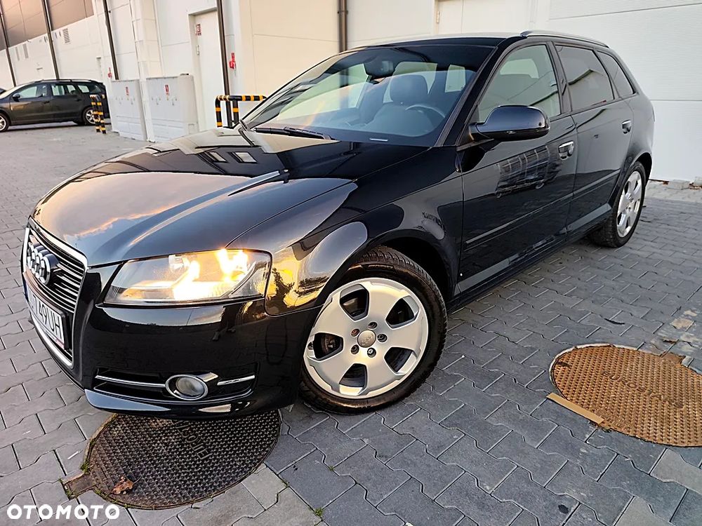 Audi A3 Sportback - 16