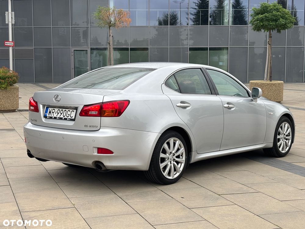 Lexus IS 250 Elegance - 3
