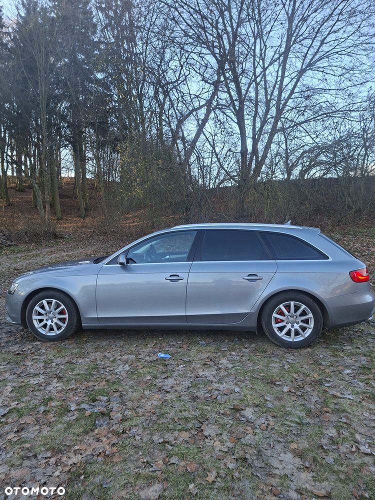 Audi A4 Avant 2.0 TDI ultra - 4