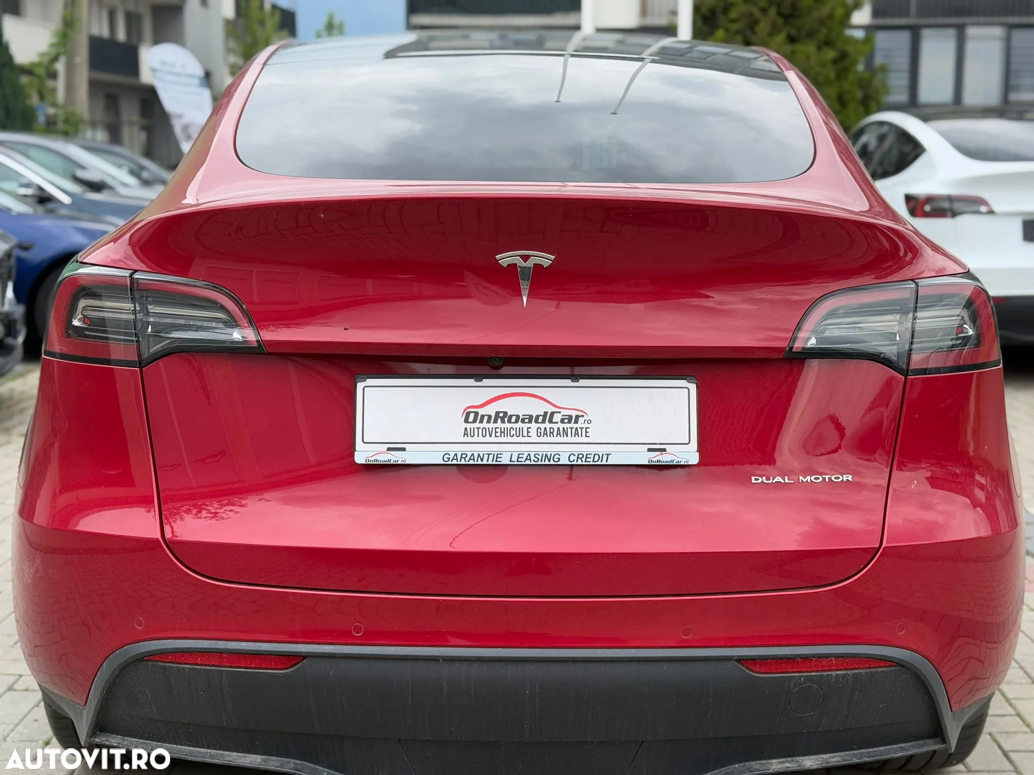Tesla Model Y Long Range Dual Motor AWD - 18