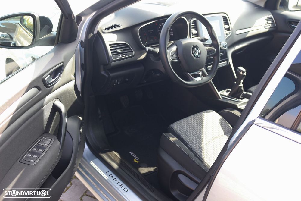 Renault Mégane Sport Tourer 1.5 Blue dCi Limited - 25