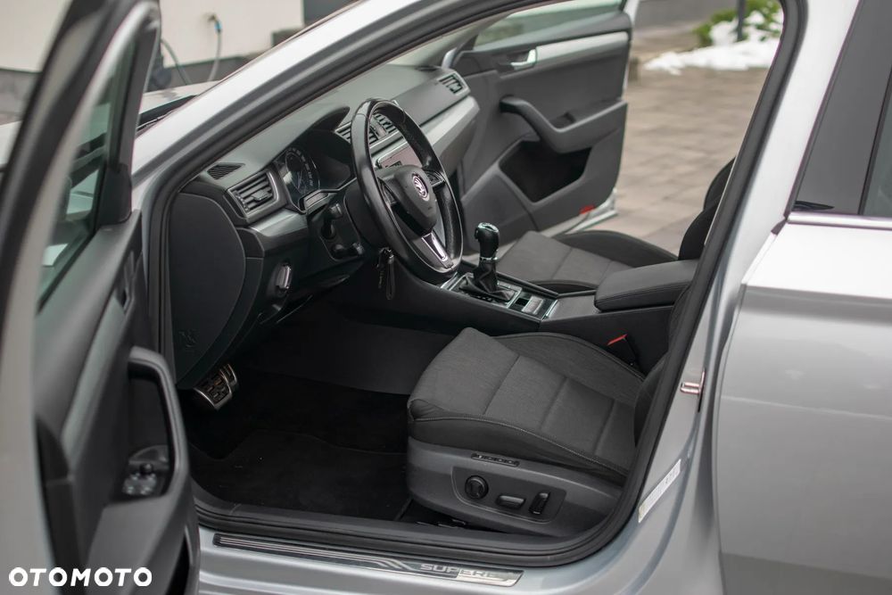 Skoda Superb - 36