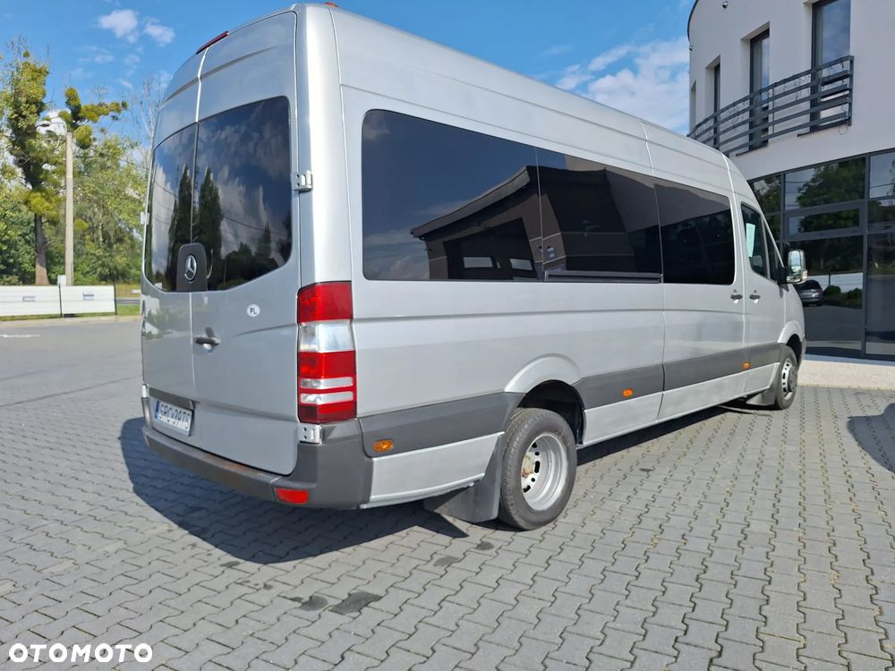 Mercedes-Benz Sprinter - 14