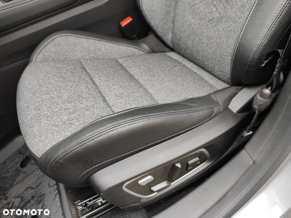 Renault Austral 1.2 E-Tech Full Hybrid 200 Techno MMT - 21