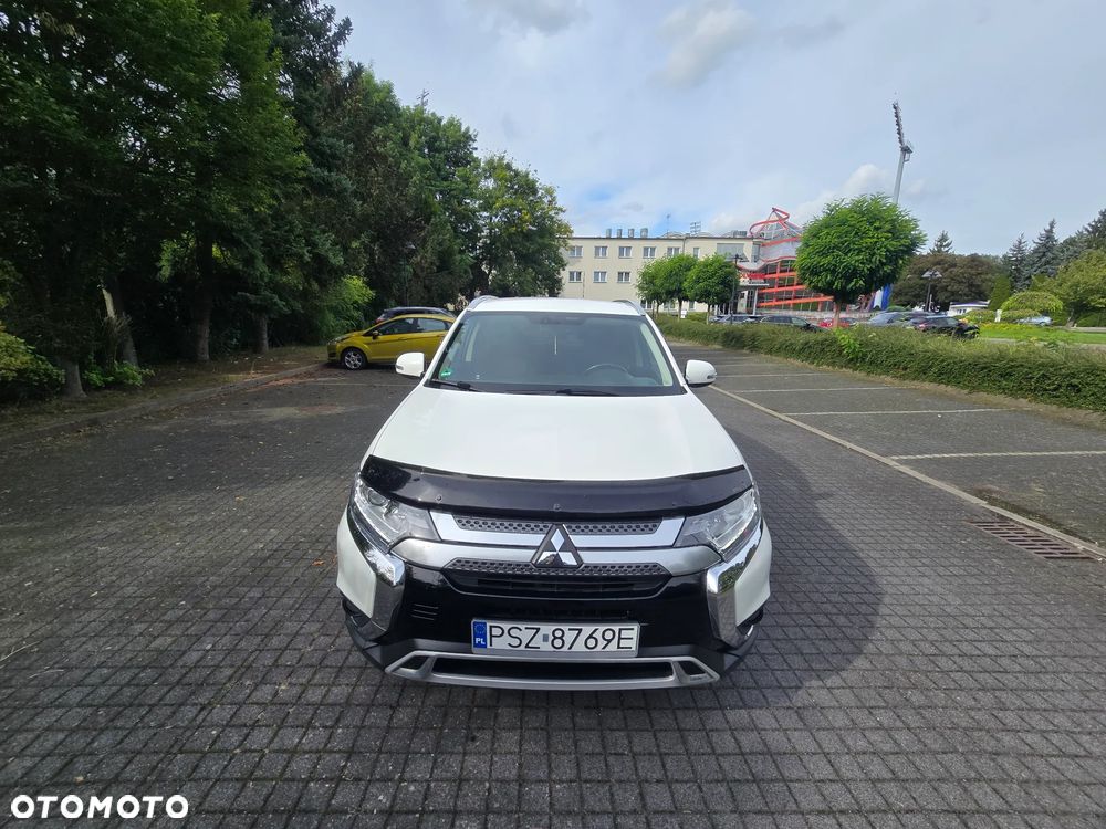 Mitsubishi Outlander 2.0 2WD CVT Active+ - 3