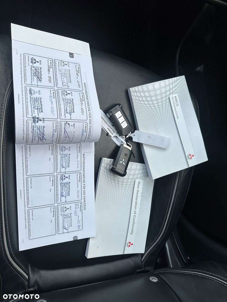 Mitsubishi Outlander 2.0 4WD Top - 37