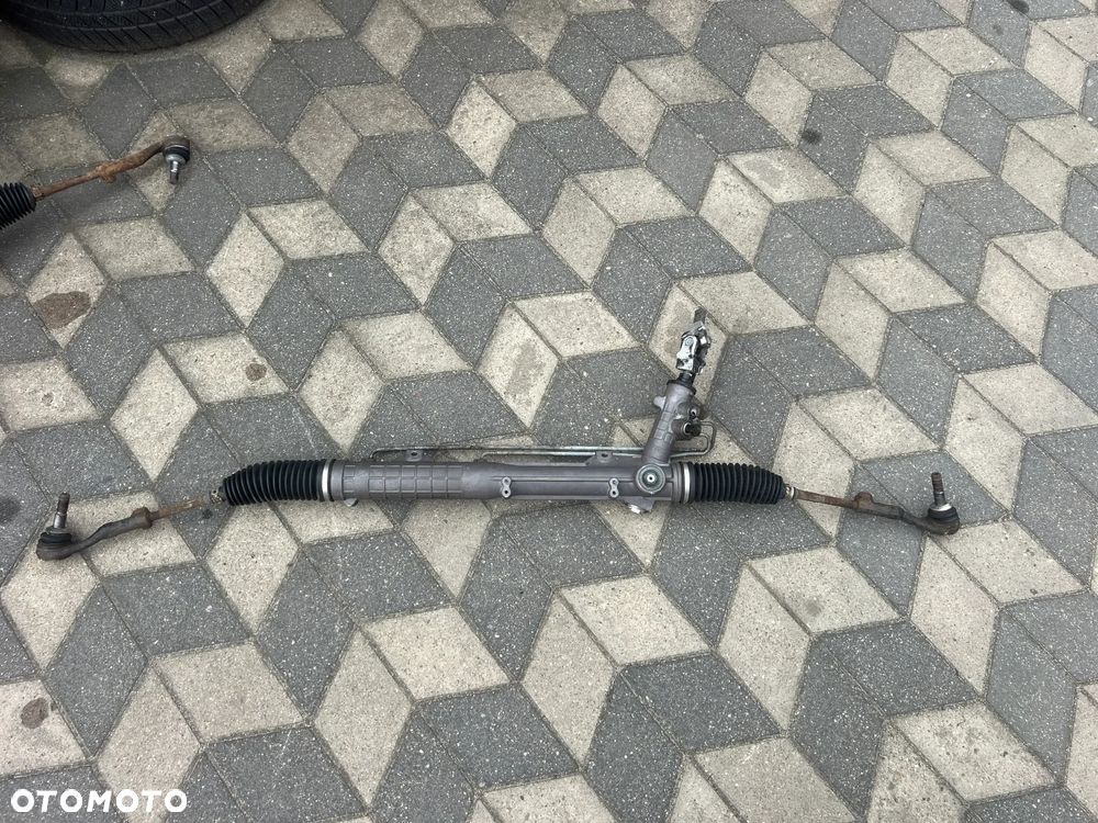 BMW E90 E87 MAGLOWNICA - 1