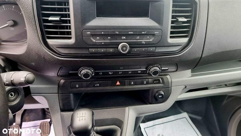 Opel Vivaro - 15