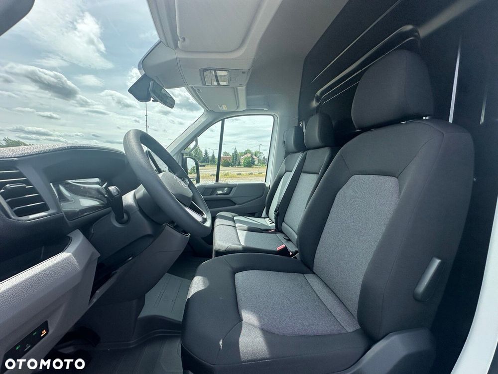 Volkswagen Crafter 35 2.0 TDI L3H3 3640 140 KM - 11
