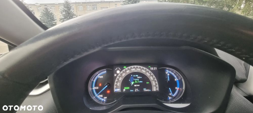 Toyota RAV4 - 11