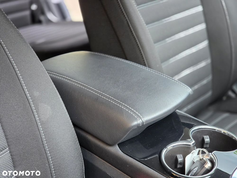Ford Galaxy 1.5 EcoBoost Titanium - 25