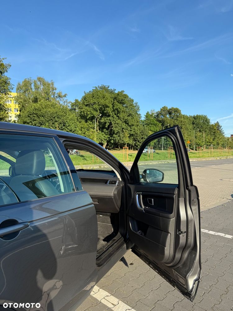 Land Rover Discovery Sport 2.0 TD4 SE - 24