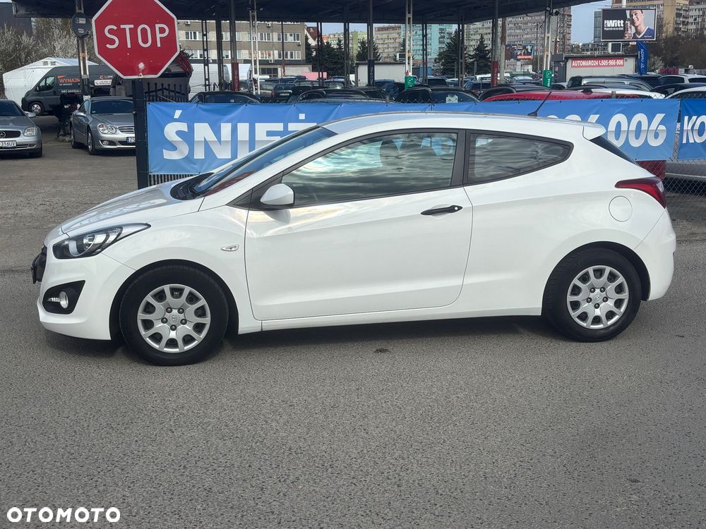 Hyundai i30 1.4 Classic + - 13