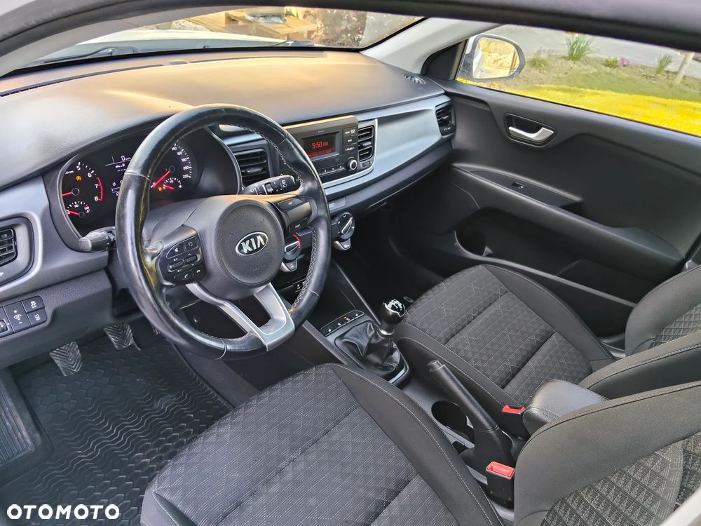 Kia Rio 1.2 Attract - 25
