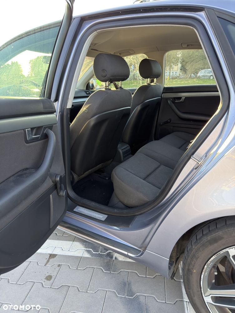 Audi A4 Limousine - 22