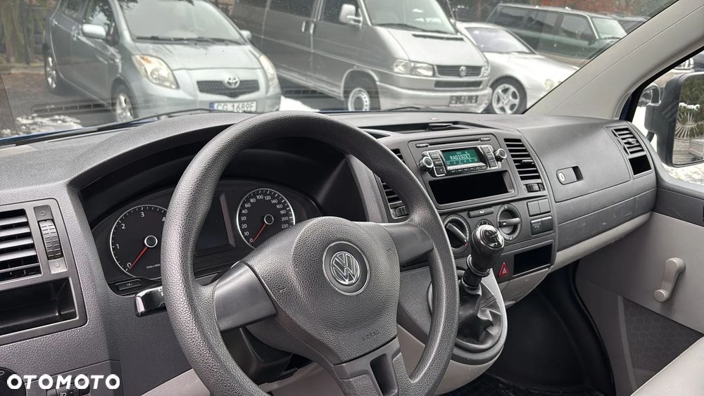 Volkswagen Transporter T5 - 11