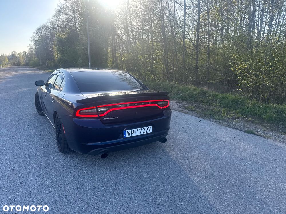 Dodge Charger - 13