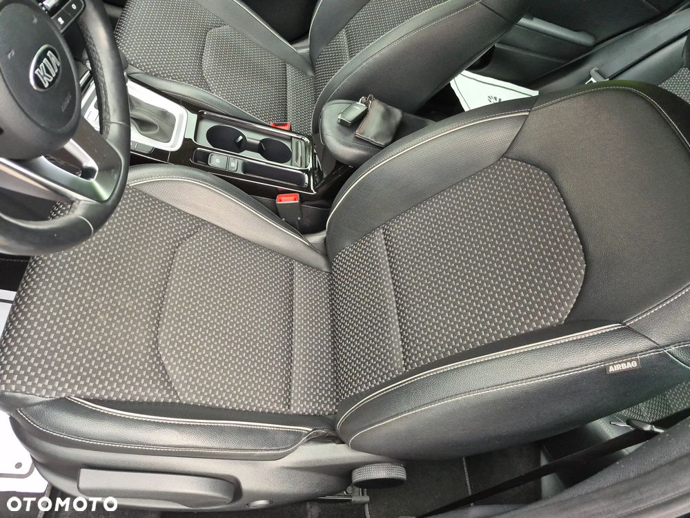 Kia XCeed 1.4 T-GDI OPF DCT7 JBL SOUND EDITION - 24