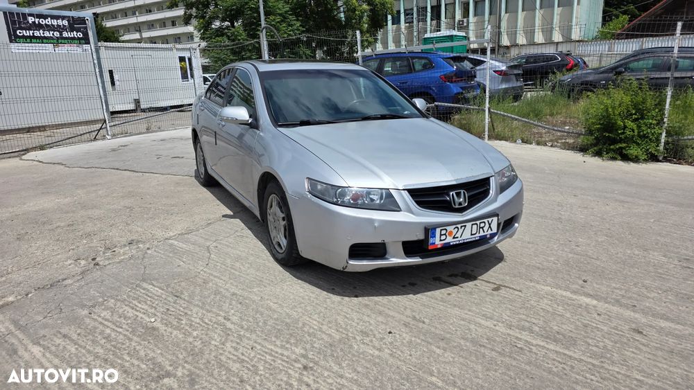 Honda Accord - 1