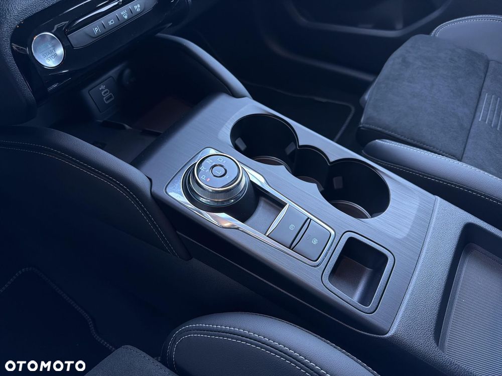 Ford Kuga 2.5 Duratec FHEV ACTIVE X - 18