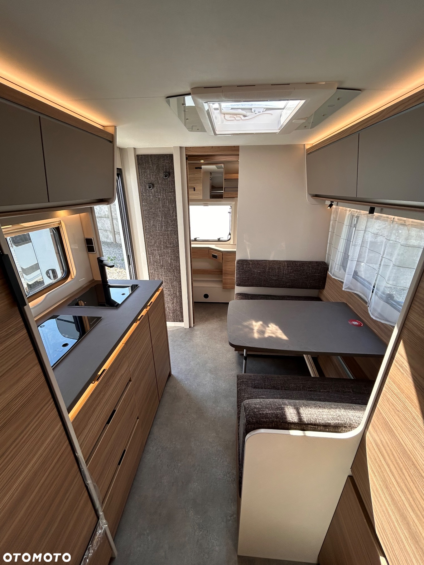 Dethleffs Nomad 490 EST - 9