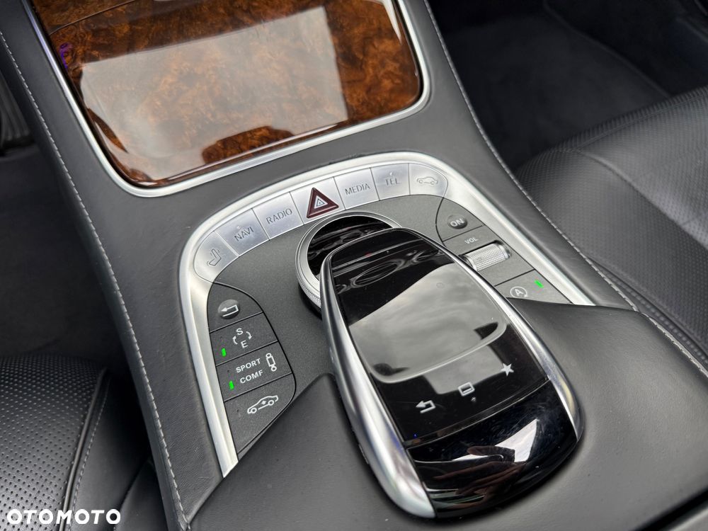 Mercedes-Benz Klasa S 500 4-Matic L 7G-TRONIC - 36