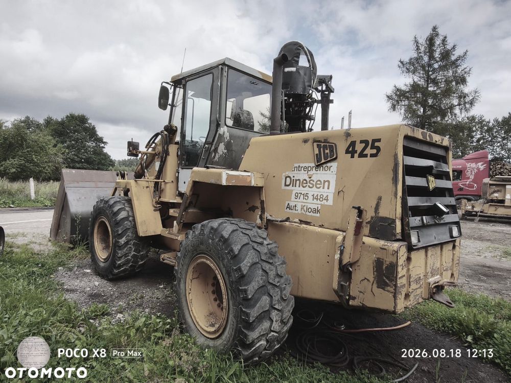 JCB 425 - 4