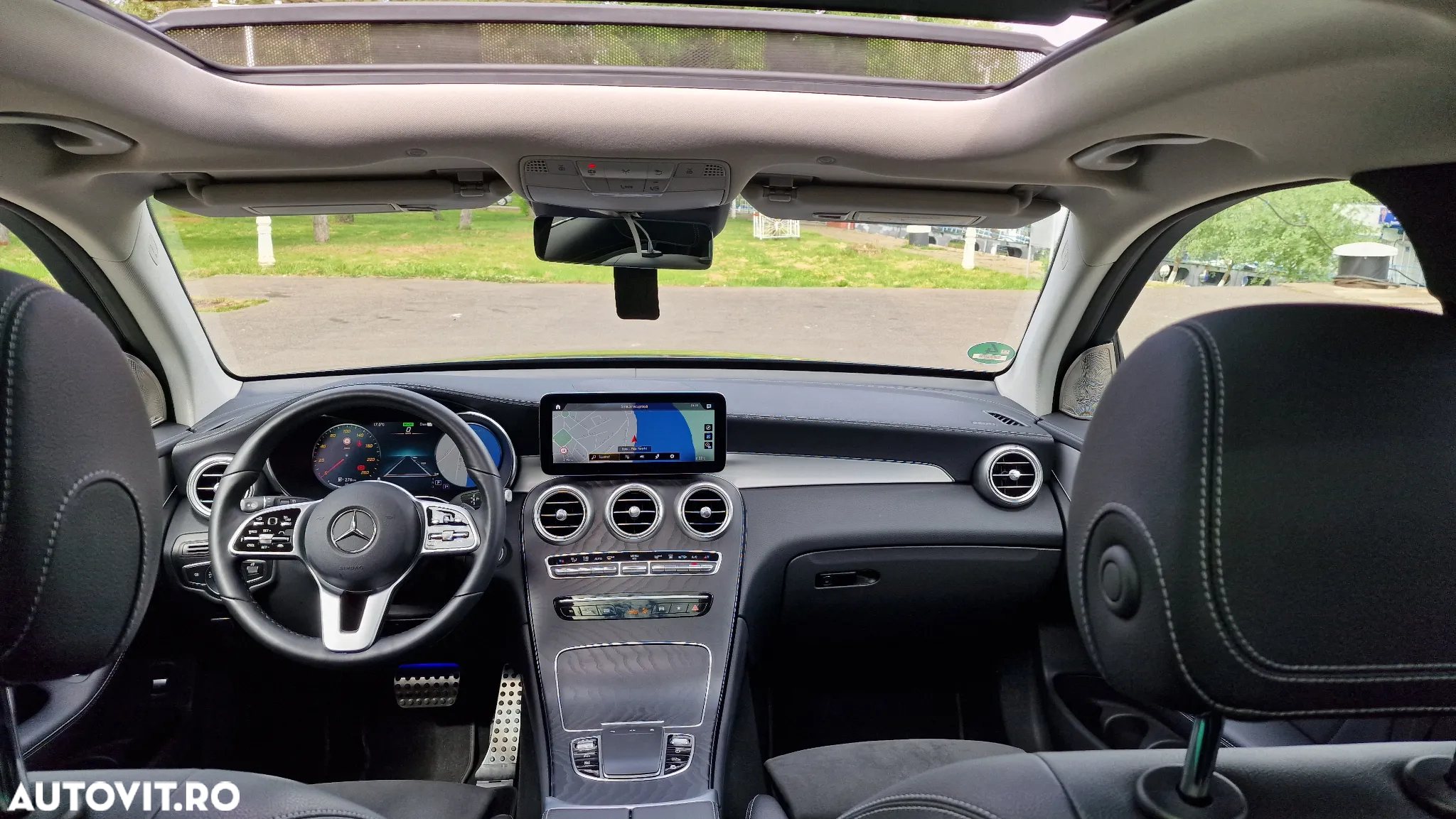 Mercedes-Benz GLC 300 d 4Matic 9G-TRONIC AMG Line - 23