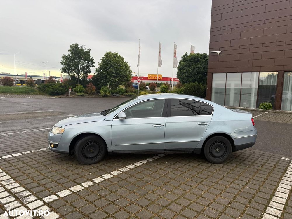 Volkswagen Passat 2.0 TDI Comfortline - 4